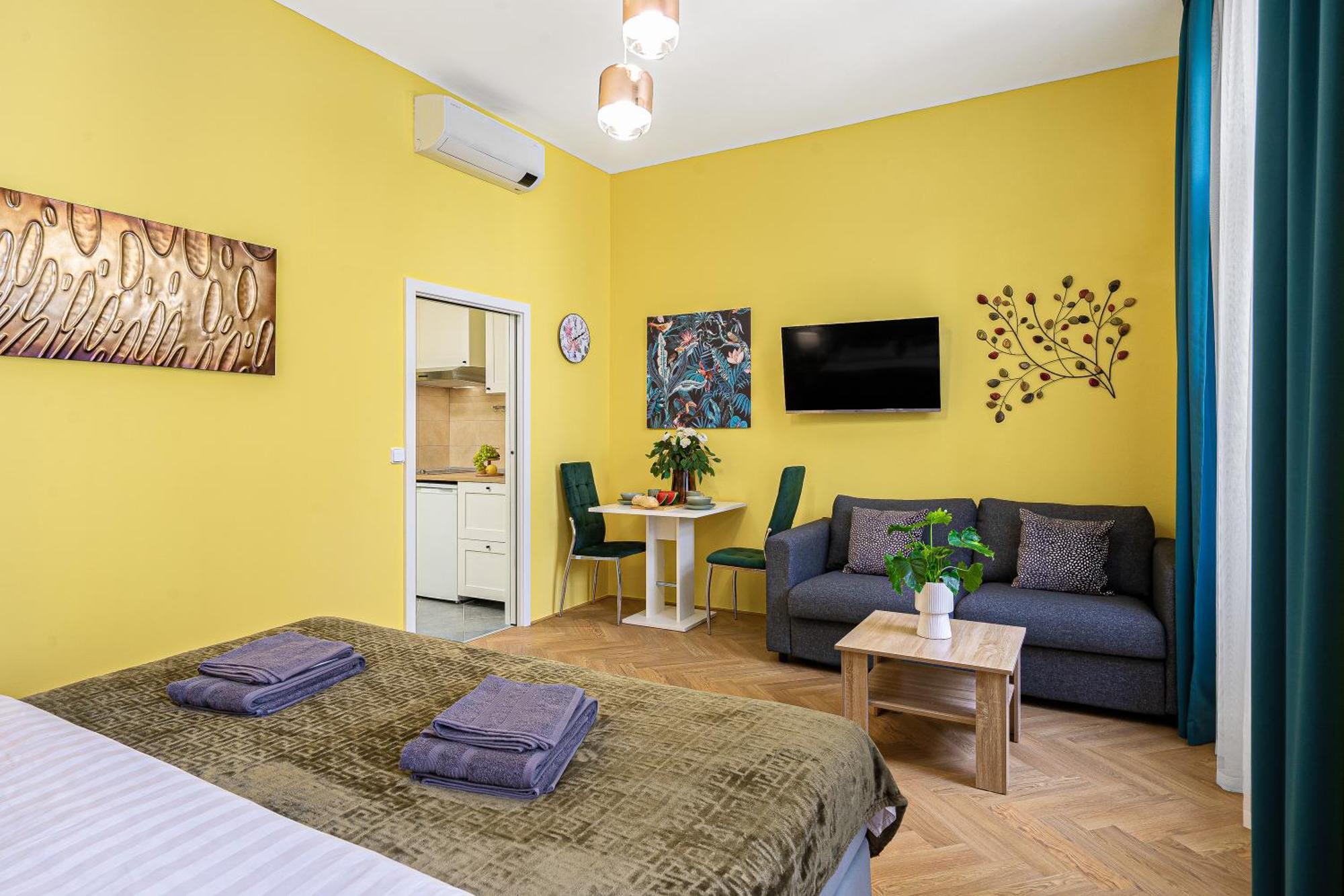 Oasis Apartments At Charles Square Prague Exterior photo